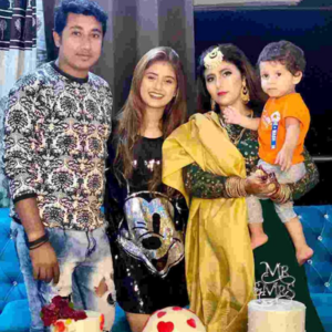 Arishfa Khan Family